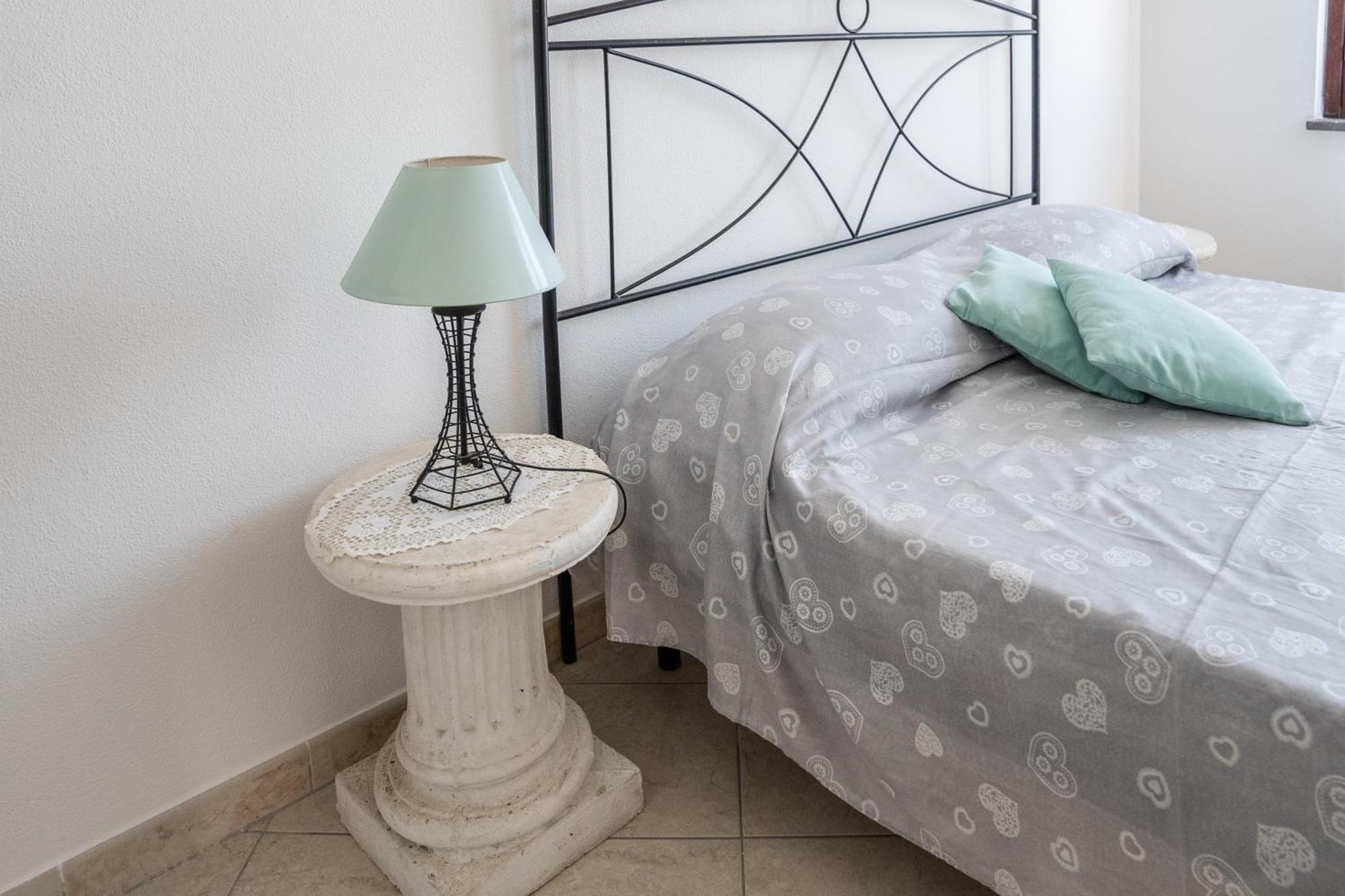Casa Graziosa Apartment Nurachi Екстериор снимка