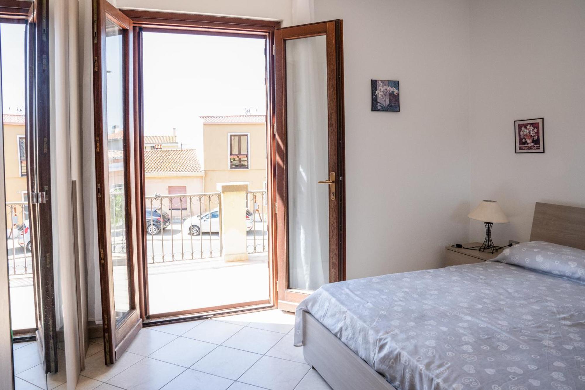 Casa Graziosa Apartment Nurachi Екстериор снимка
